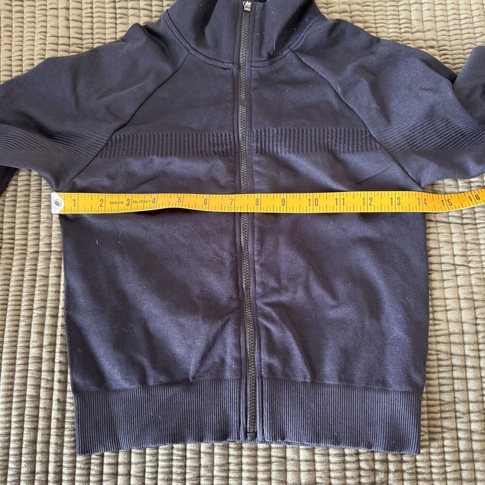 Fabletics  Cropped  Seamless Rib Jacket Zip Up Women's Size small - Picture 9 of 14